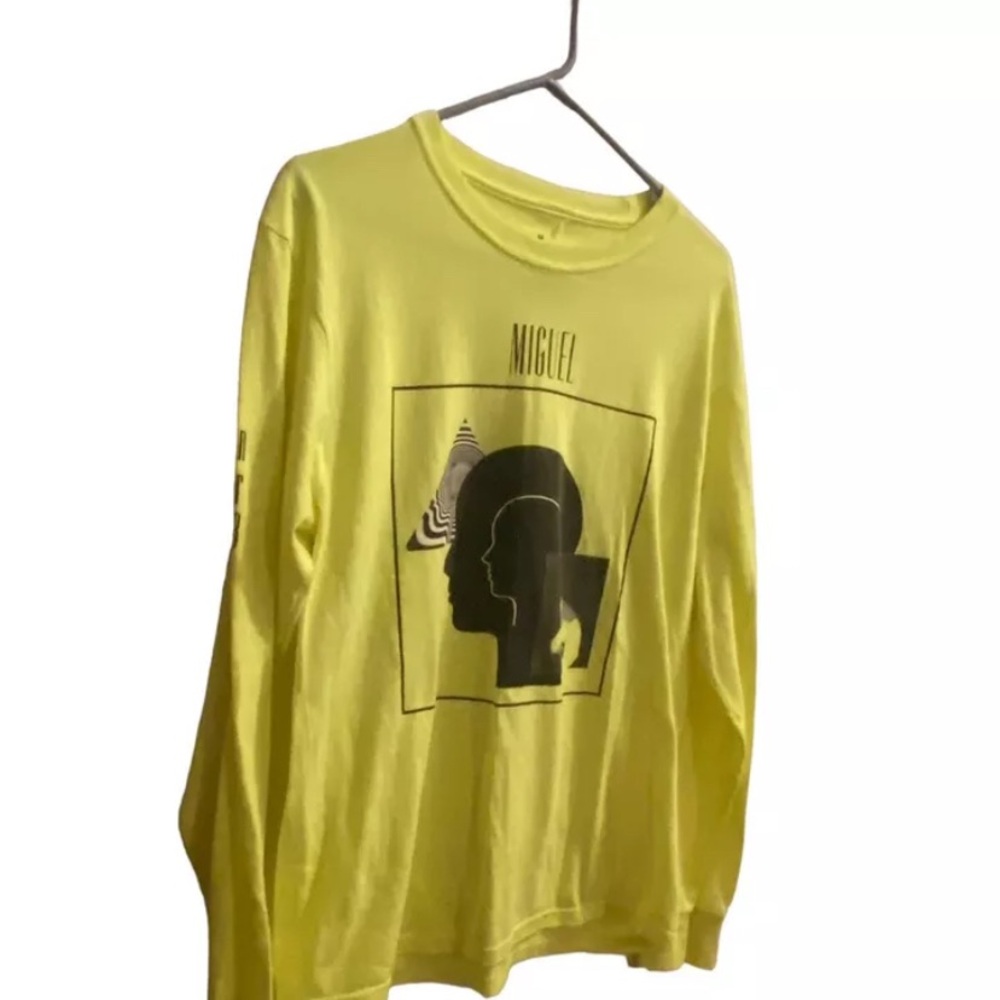 MIGUEL Ascension Tour  Official 2018 Long Sleeve Yellow Men’s T-Shirt Size M